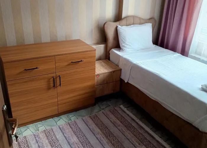 Eylueluem Hotel