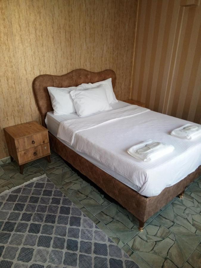 Hotel Eylueluem *